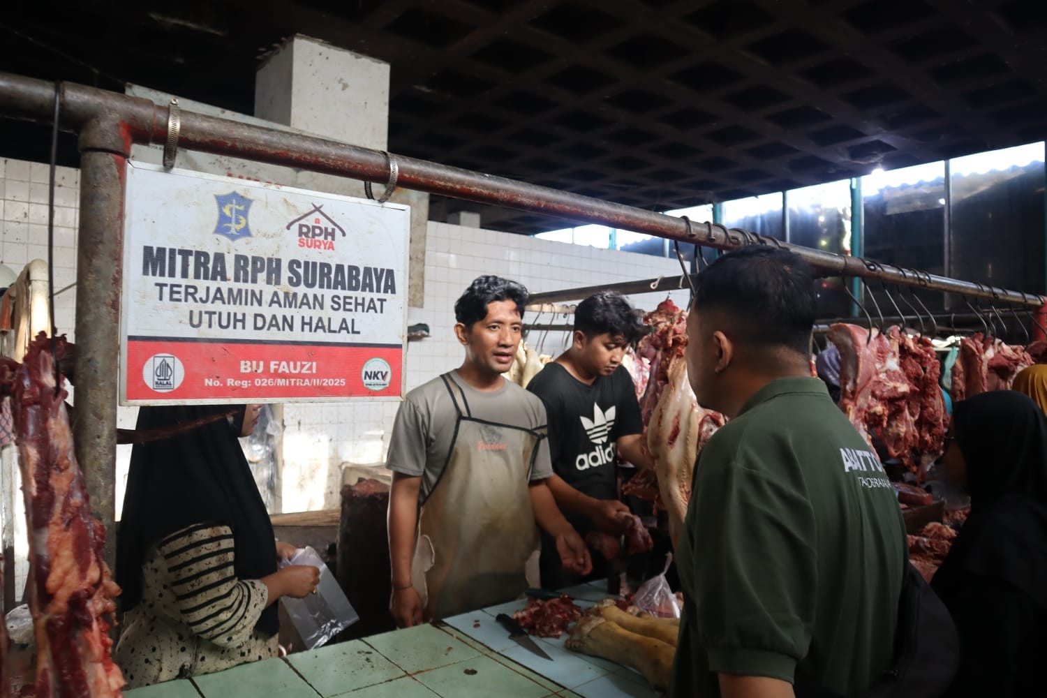 Harga Daging Pasar Pucang Anom 130 Ribu, RPH Surabaya Ajak Warga Belanja di Pedagang Mitra RPH